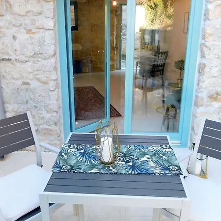 Bezauberndes Steinhaus Mit Garten In Der Altstadt Von * Rovinj